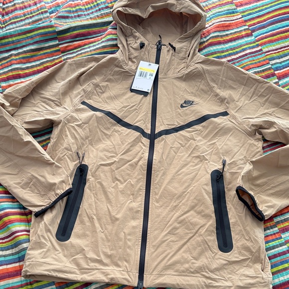 Nike Other - $39 Nike Beige Hooded nylon Jacket (size small )oversized  fits big NWT